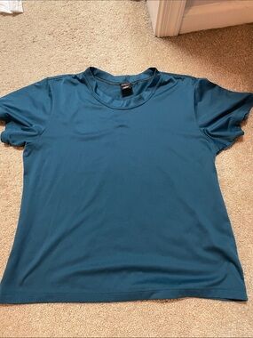Patagonia Teal Short Sleeve Crew Neck Tee